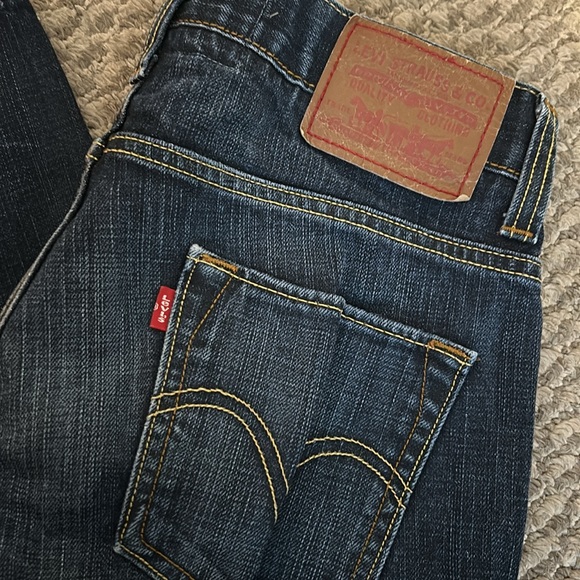 Levi’s the original jeans - 28x30 - Picture 7 of 8
